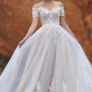 wedding dress (pls read description)